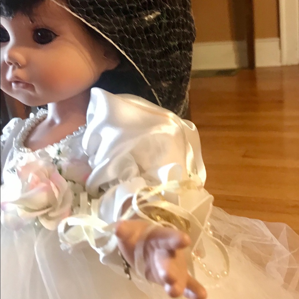 Doll - Picture 8 of 16